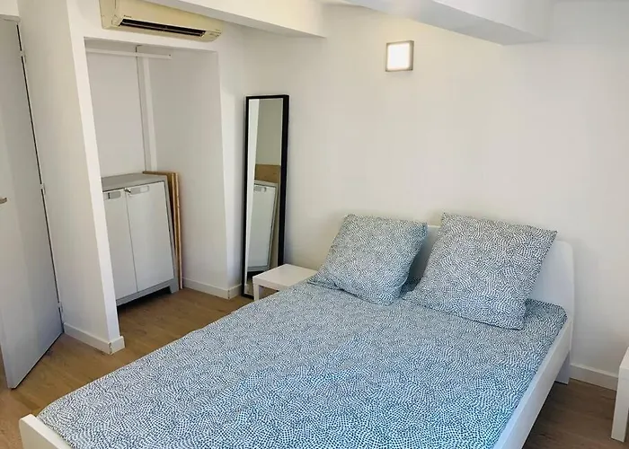 T3, Au Coeur De Montpellier, Wifi Et Climatisation Apartman